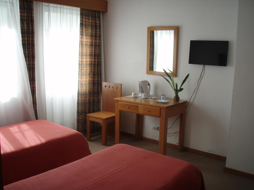 Hotel Residencial Ermida Dos Remedios Прайя-да-Витория Экстерьер фото