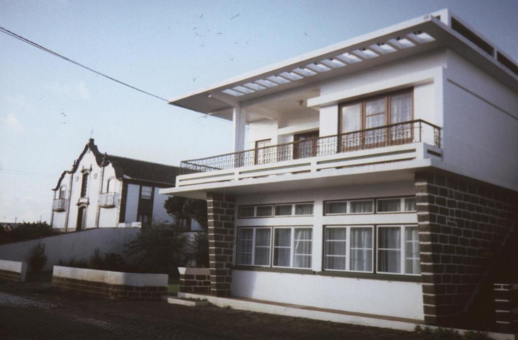 Hotel Residencial Ermida Dos Remedios Прайя-да-Витория Экстерьер фото